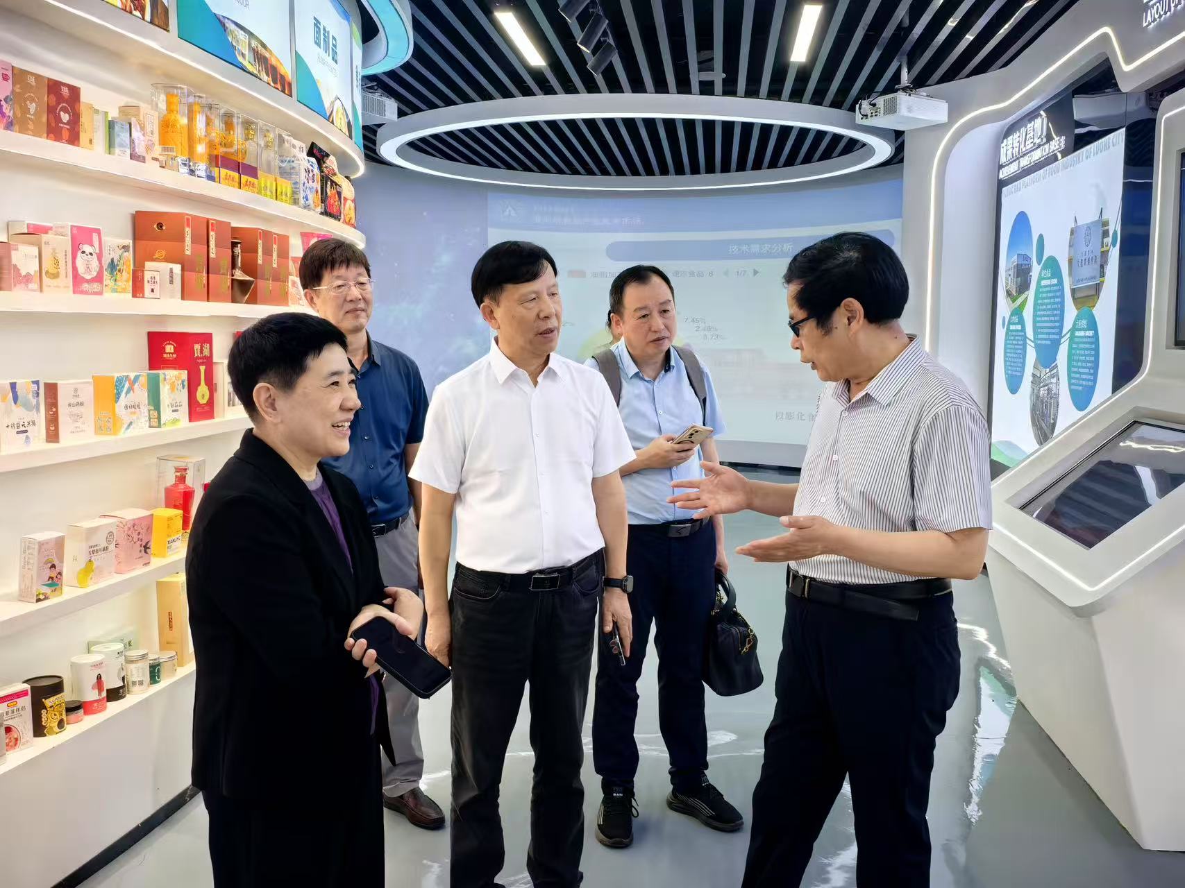 1747876725396825.jpg d0e4d1275ae559d8601eea7b77d4d3c.jpg